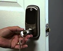 Locksmith Key Store Houston, TX 713-470-0695 - nearest-locksmith